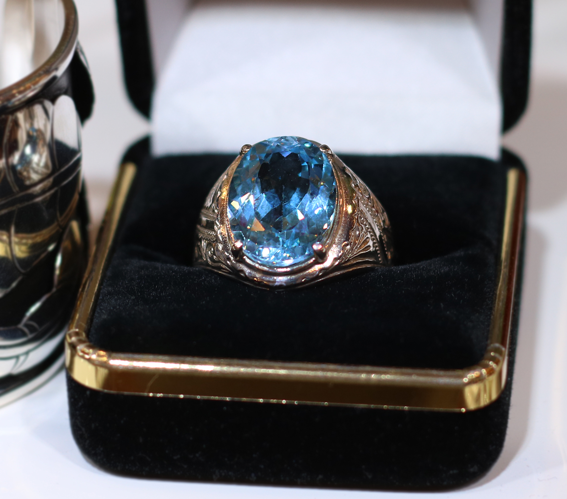 Aqua Ring